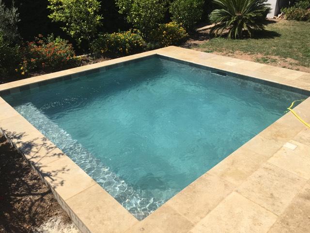 Aqua Garden Services installation et réparation de piscines traditionnelles##Piscine##La Seyne sur Mer
