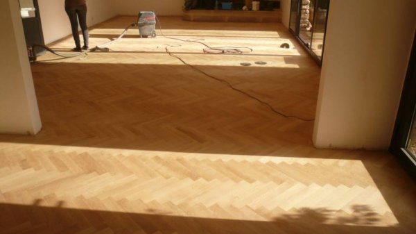 Rénovation d'un parquet massif les Taillades dans le Lubéron