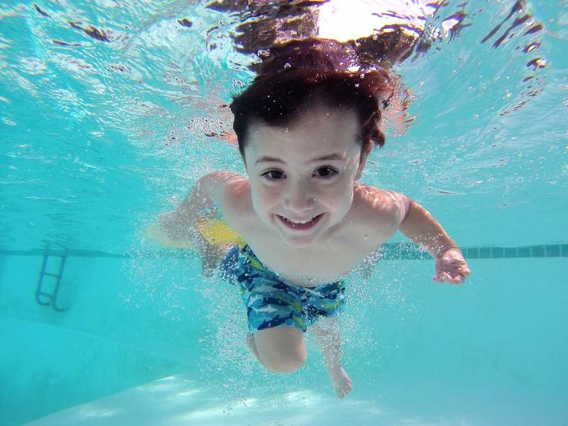 Vente de couvertures et bâches de sécurité pour piscines à Nîmes