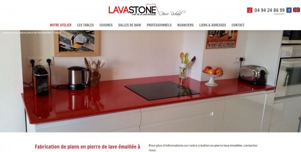 Table en pierre de lave émaillée à Toulon