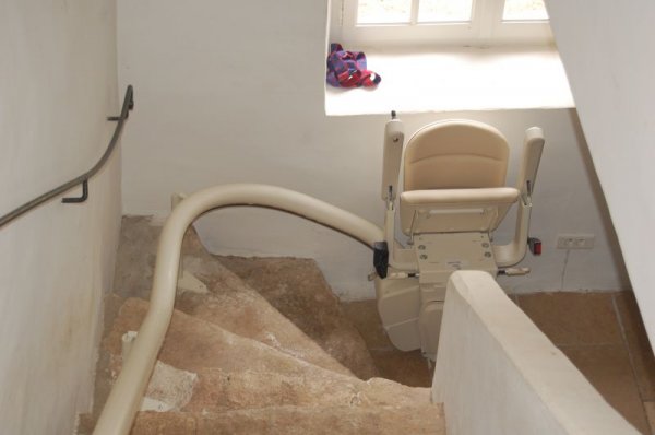 Ascenseurs et monte-escaliers pour la maison avec ASA