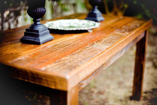 Table en bois massif